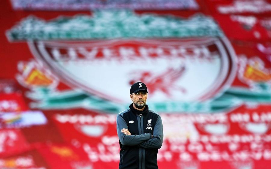 Jurgen Klopp, antrenorul lui Liverpool Să sunăm un medic, e posibil să ne învețe de bine!