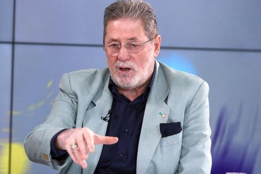 Cornel Dinu e chemat la Dinamo