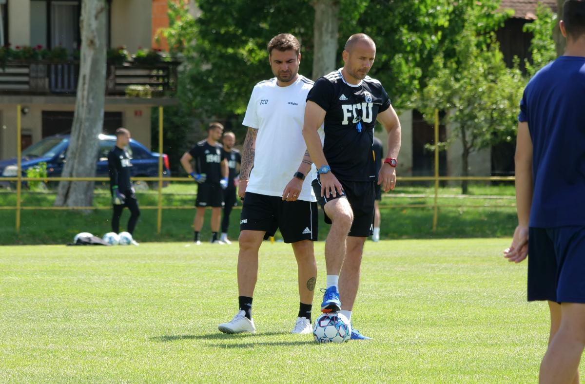 Zi plină pentru FCU Craiova: antrenament dimineață, meci seara + probleme cu un jucător