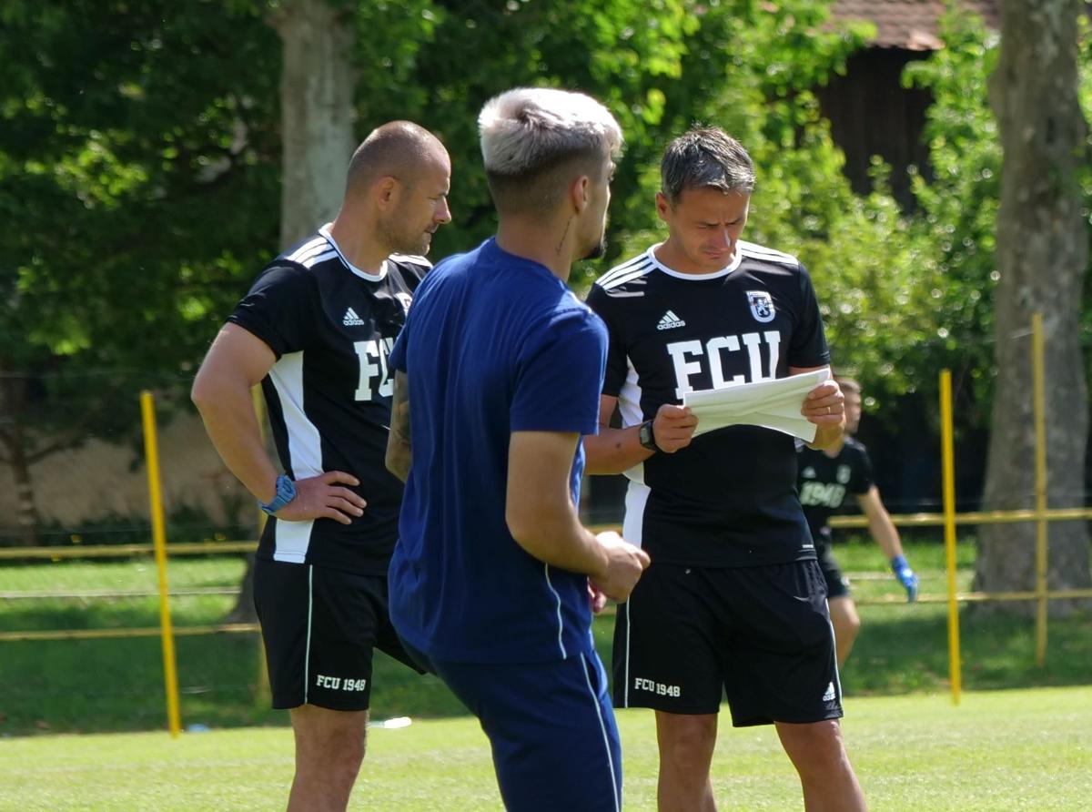 Zi plină pentru FCU Craiova: antrenament dimineață, meci seara + probleme cu un jucător