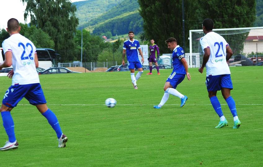 FCU Craiova 1948 o înfruntă într-un meci amical pe Hajduk Split, astăzi, de la ora 18:30. Este prima partidă a lui Adrian Mutu pe banca oltenilor și poate fi urmărită în format liveTEXT pe GSP.ro.