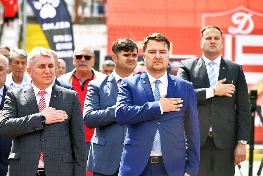 Președintele Ionuț Popa, alături de ministrul Bode, la aniversarea clubului din luna mai / Sursă foto: GSP Anunțul momentului: „L-am contactat pe Zăvăleanu pentru a forma un nou Dinamo!” » Care sunt șansele unei fuziuni