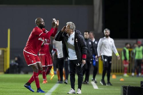 Loți Boloni nu-l mai vrea la Metz pe Didier Lamkel Ze, Foto: Imago Images