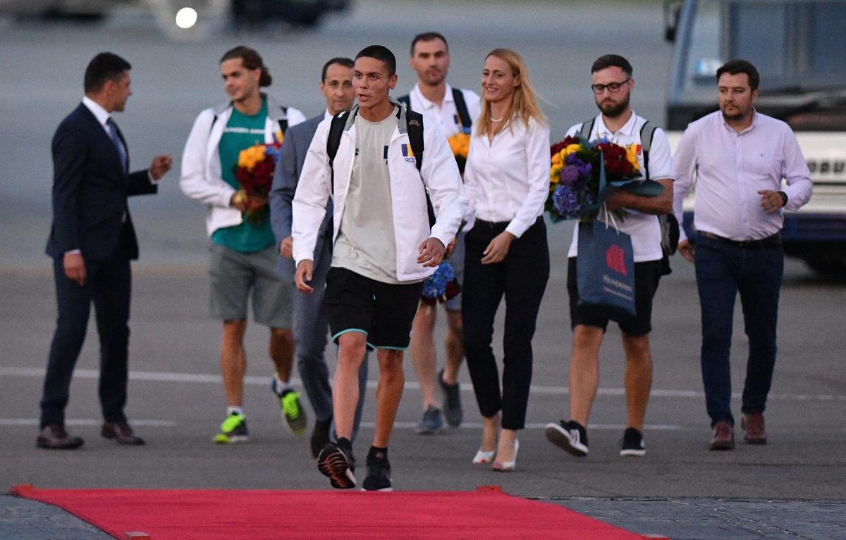 David Popovici a exclus total din meniu un aliment extrem de popular! Cum arată micul dejun al campionului