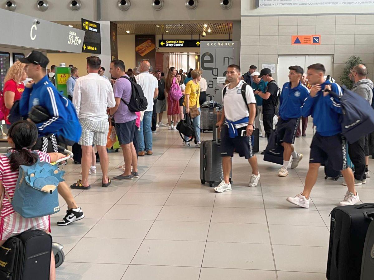 Poli Iași a plecat în cantonamentul de vară