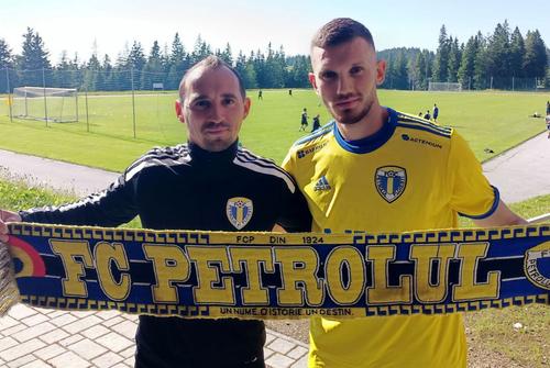 Claudiu Tudor, directorul sportiv al Petrolului, și Zoran Petrovic / FOTO: facebook.com/official.fcpetrolul