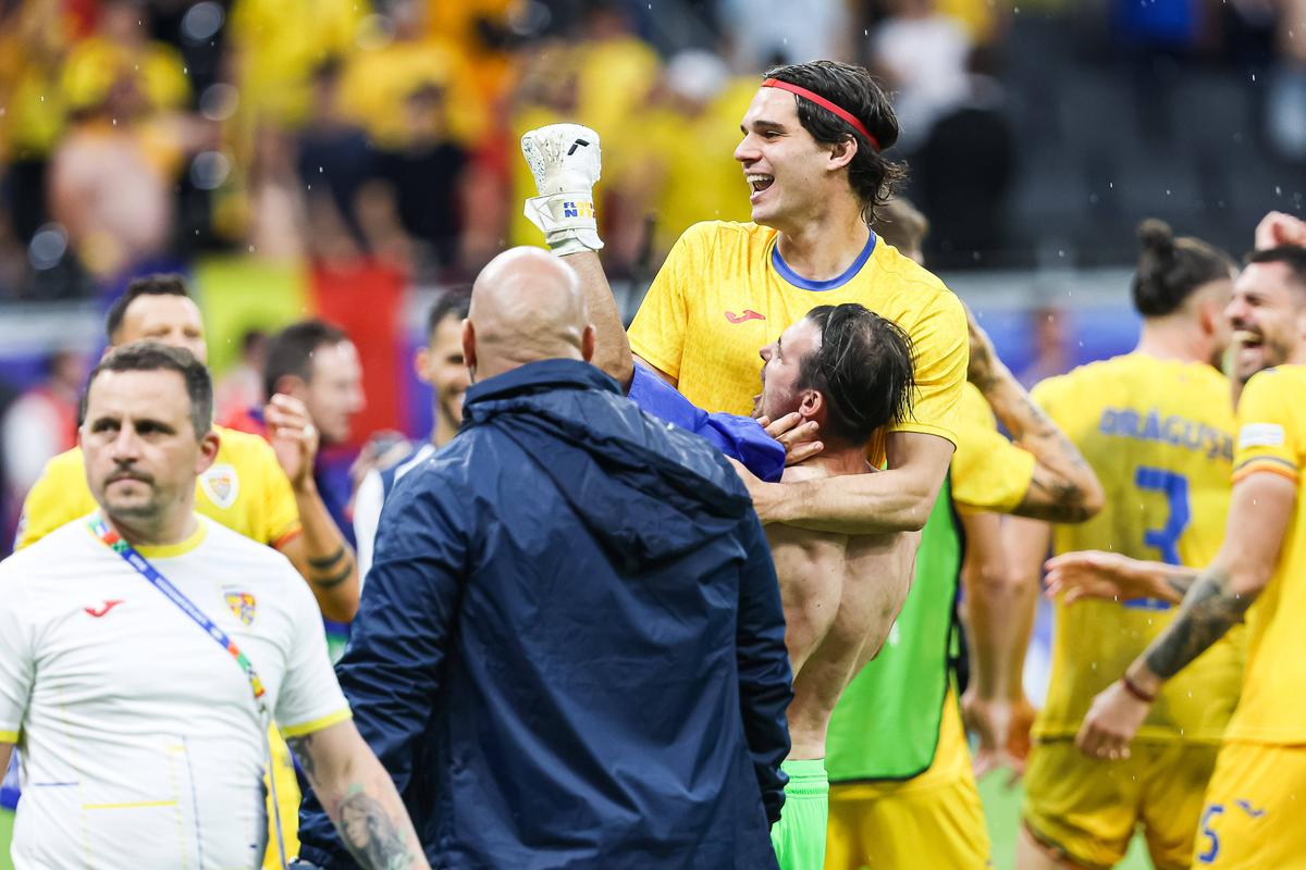 Din Germania, Ionuț Lupescu își scoate pălăria înaintea „optimii” România - Olanda: „Fenomenal, e în Top 3 la EURO!”