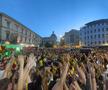 Suporterii naționalei au sărbătorit la Universitate calificarea în optimile de la Euro 2024 / foto: Ionuț Iordache