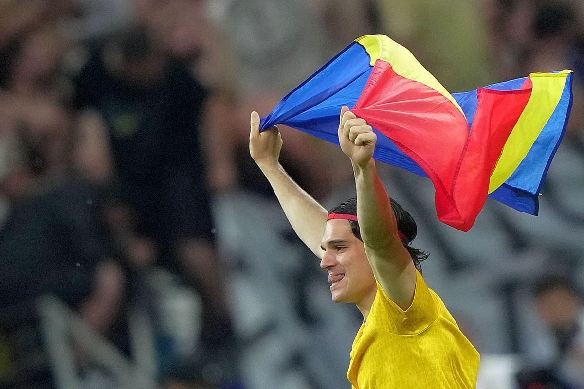 Imaginile euforiei tricolore! Momente senzaționale la Frankfurt: naționala a sărbătorit pe gazon calificarea