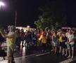 Imagini EPICE de la petrecerea „tricolorilor” » Coman, Stanciu și colegii au cântat și au dansat cu fanii: „Suntem made în România!”