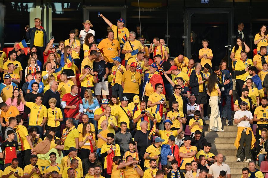 Peste 25.000 de „tricolori” sunt așteptați la România - Slovacia. Foto: GSP Cine transmite la TV România - Slovacia