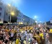 Suporterii naționalei au sărbătorit la Universitate calificarea în optimile de la Euro 2024 / foto: Ionuț Iordache