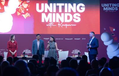 Ana Maria Brânză, Vishy Anand și Augusta Dragic au deschis, la București, a doua etapă a turneului Grand Chess Tour 2024. Competiția debutează astăzi