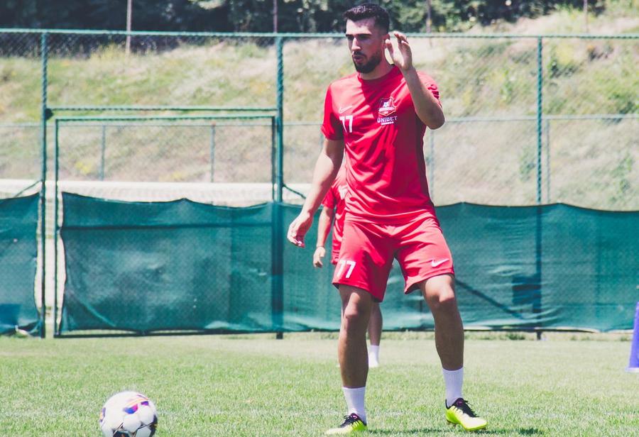 Ronaldo Deaconu, antrenament cu Hermannstadt / Foto: Hermannstadt (Facebook) Încă un „divorț” în Superliga » A refuzat Dinamo și a fost dat afară de la a doua echipă într-un an!