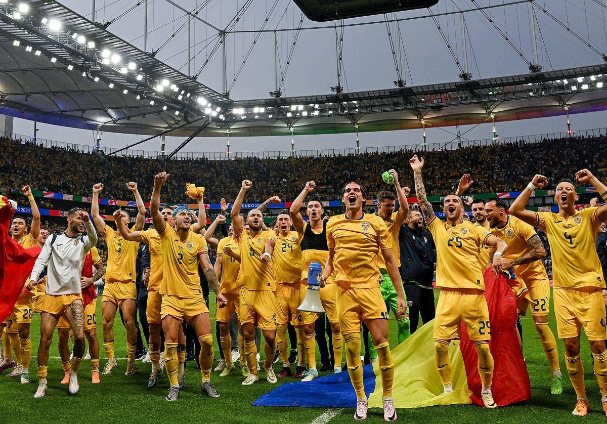 Imaginile euforiei tricolore! Momente senzaționale la Frankfurt: naționala a sărbătorit pe gazon calificarea