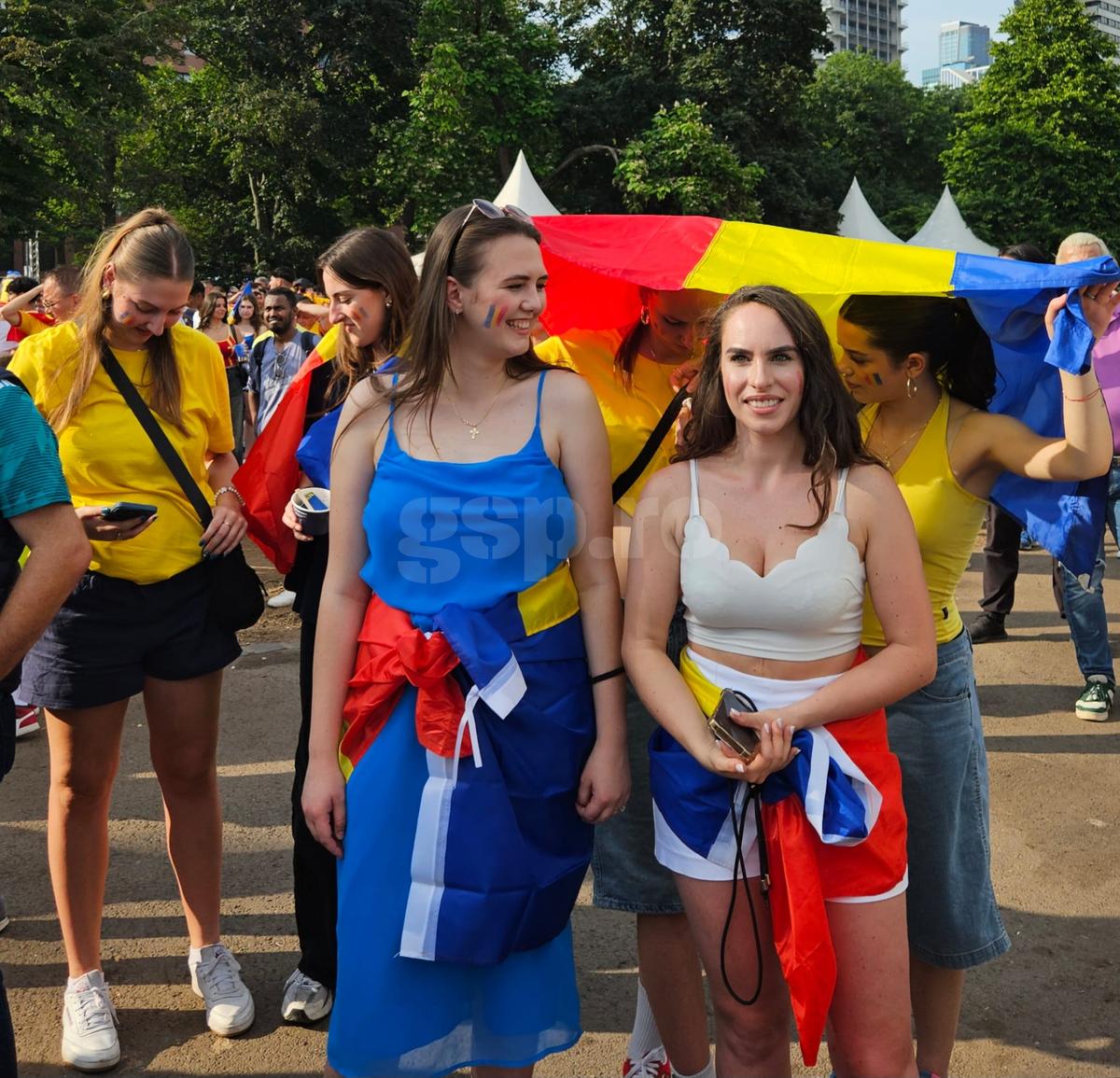Splendoare galbenă la Frankfurt » Românii au luat cu asalt Germania: imagini nebune cu sărbătoarea fanilor după calificarea naționalei