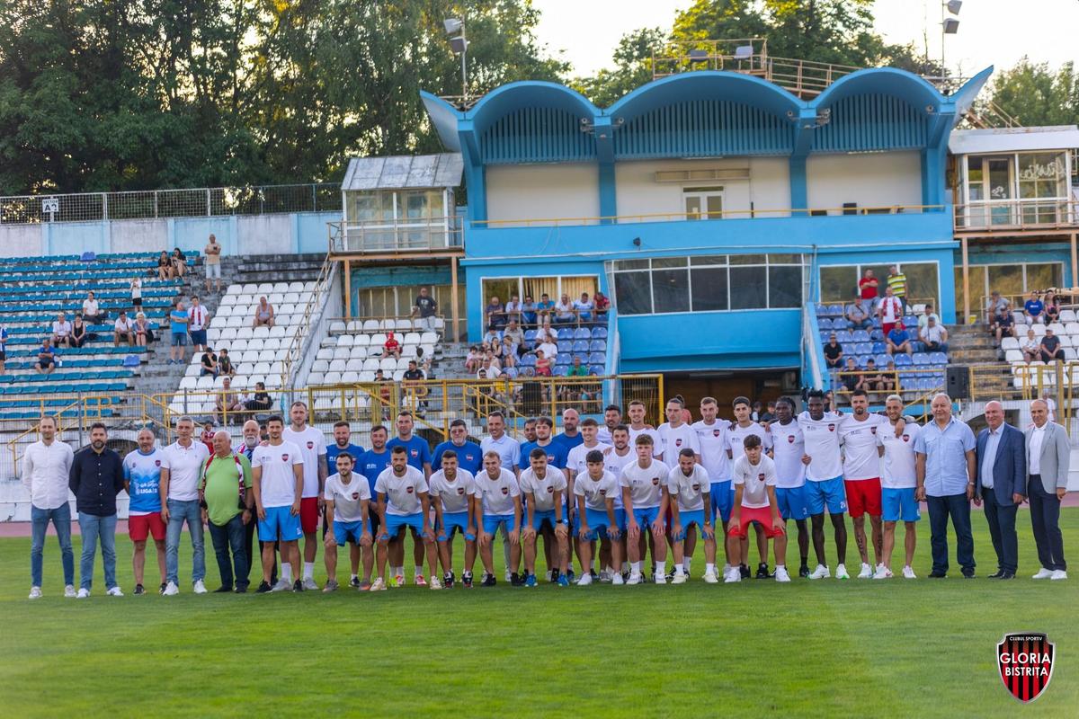 5 nume noi sub comanda lui Cristi Pustai la reunirea Gloriei Bistrița: doi abia au retrogradat din Superligă