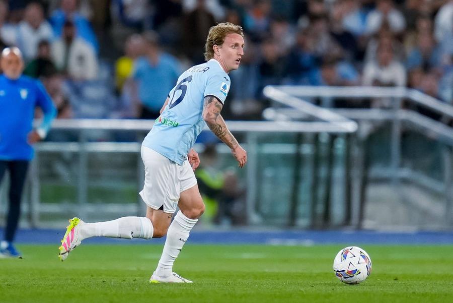 Nicolo Rovella (23 de ani) are 4 selecții în Squadra Azzurra. La Lazio, mijlocașul a reușit 6 assisturi în 74 de meciuri / Foto: Imago A chemat preotul ca să spargă ghinionul la Lazio! » Decizie disperată a proprietarului clubului din Serie A