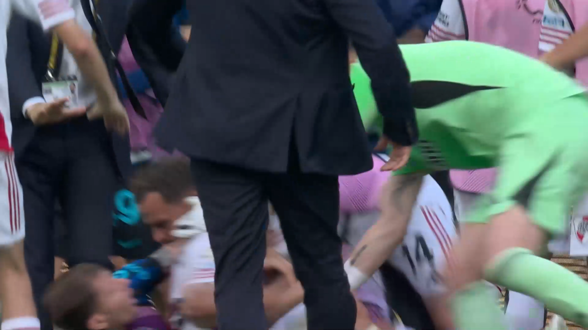Scene tensionate la Inter - River Plate. Cristi Chivu, implicat direct