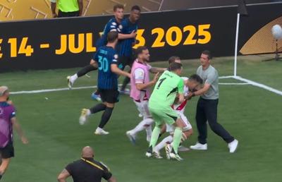 Motivul conflictului dintre Dumfries și Acuna » Cristi Chivu, implicat activ!