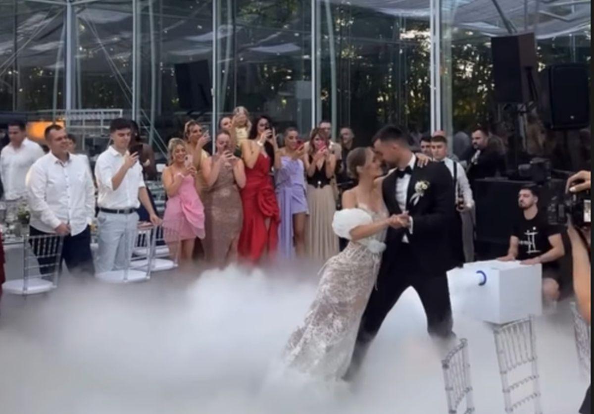Noua handbalistă a vicecampioanei României, nuntă de vis în Muntenegru! Alegere curajoasă pentru rochie + imagini tari de la petrecerea „burlăcițelor”