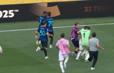 Scene ireale după Inter - River » Cristi Chivu a sprintat și l-a luat de guler + Dumfries a fugit la vestiare pentru a evita haosul