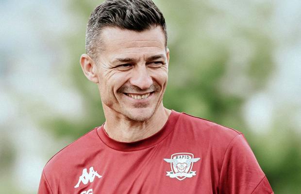 Constantin Gâlcă a reacționat, după ce i-a scos din sărite pe fanii Rapidului: „Am făcut aluzie la mine, la culoarea mea”