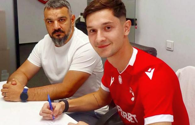 Atacantul lui Dinamo semnează cu altă echipă din România