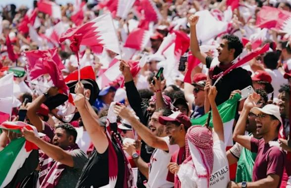 A fost Qatar susținută de fani cumpărați? » „Emirul le-a suportat deplasarea și toate cheltuielile de la Mondial!”