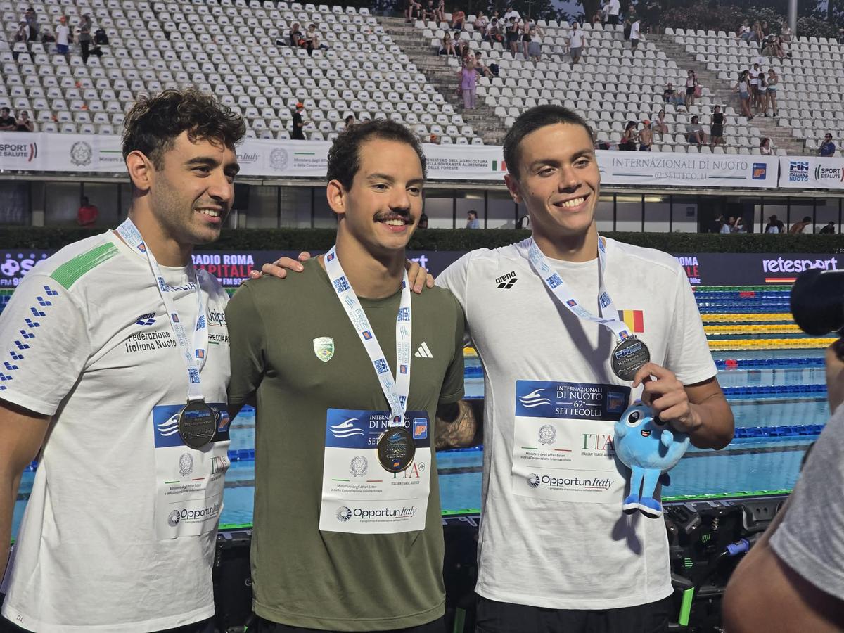 David Popovici a scos cel mai bun timp din carieră în proba de 50 metri liber! Argint la Trofeul Settecolli
