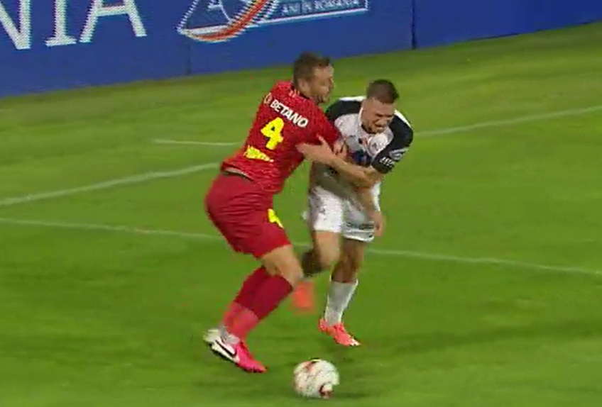 Gaz Metan a cerut penalty în prima repriză
