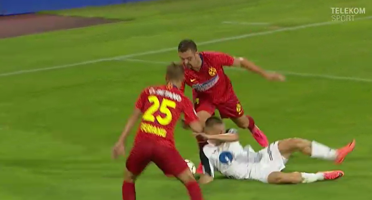 GAZ METAN - FCSB 0-1. Roș-albaștrii, iertați de un penalty la Mediaș? Fază controversată în prima repriză