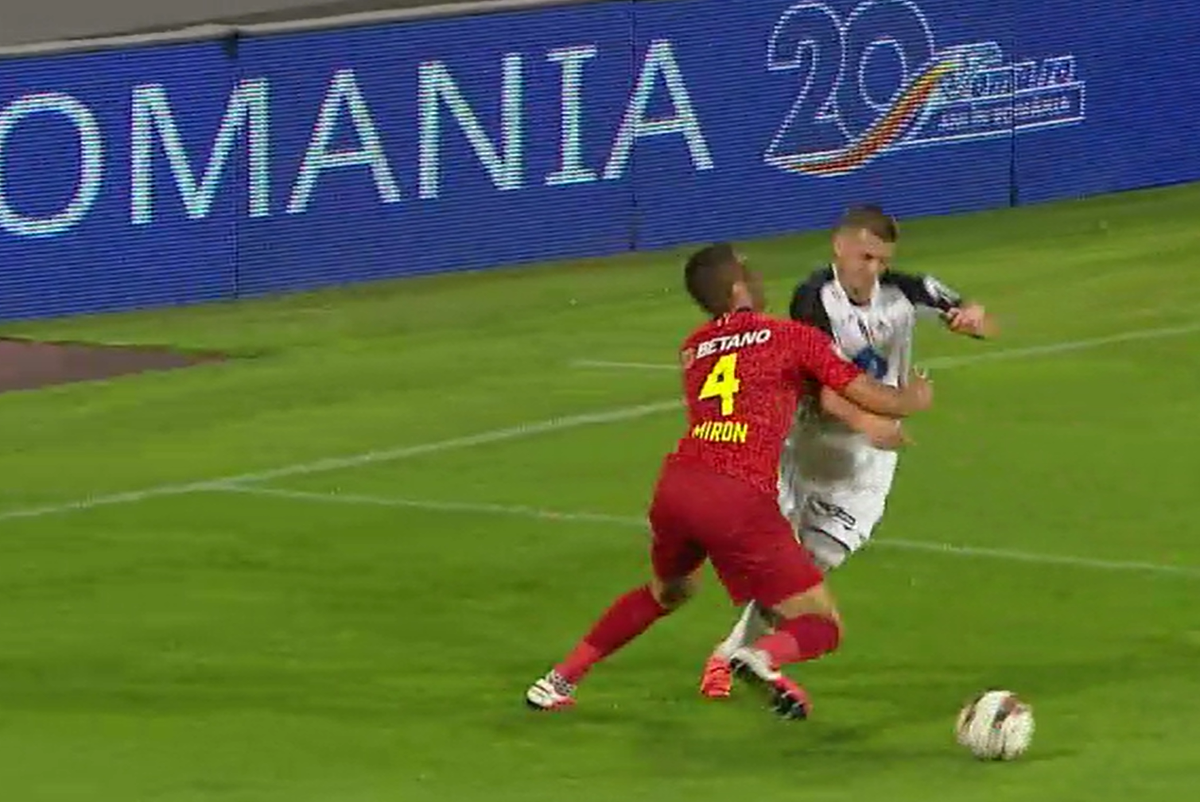 GAZ METAN - FCSB 0-1. Roș-albaștrii, iertați de un penalty la Mediaș?