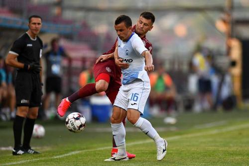 Cele mai multe cluburi din Liga 1 au ales un clasament alcătuit în funcție de media punctelor câștigate pe meci, un criteriu după care CFR Cluj păstrează titlul, iar Dinamo evită retrogradarea.