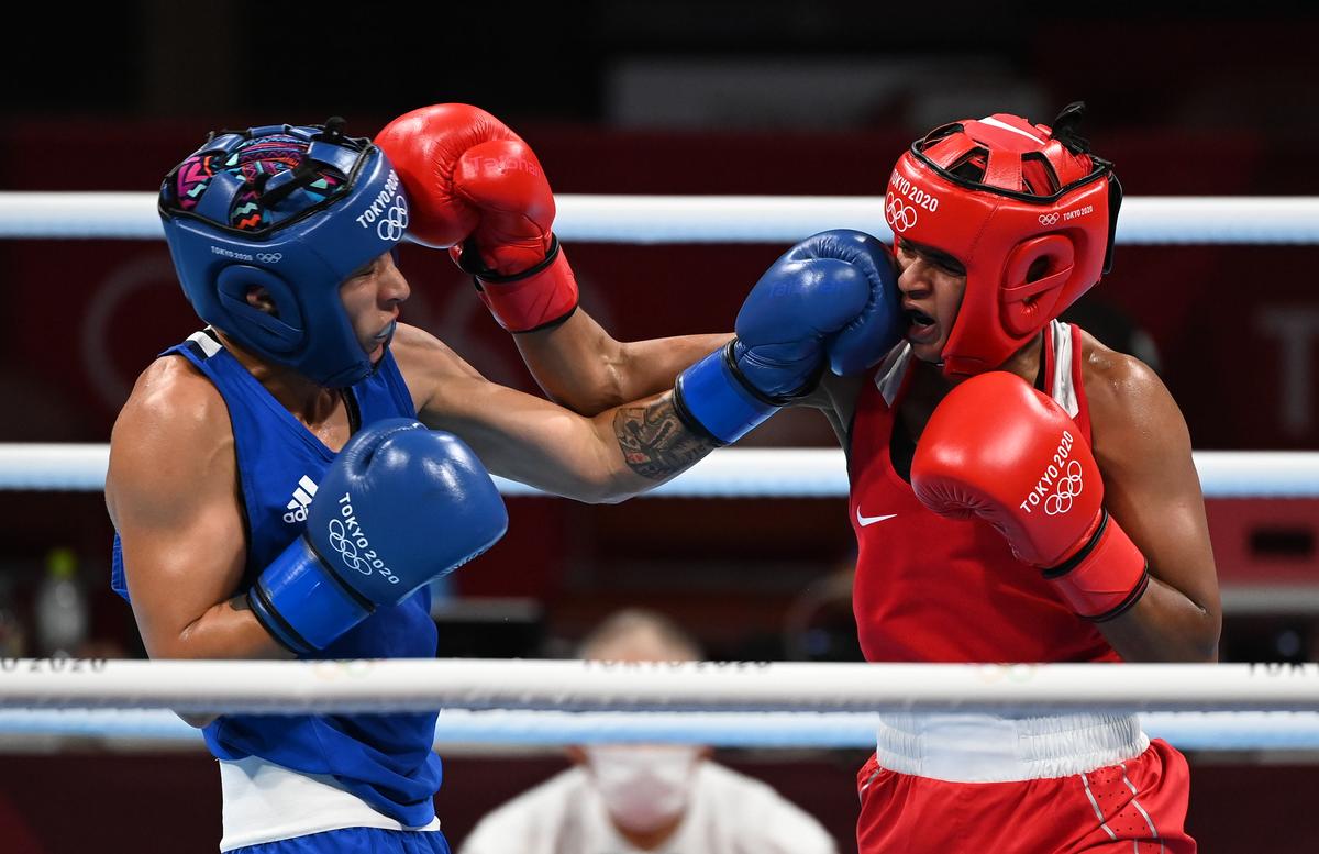 Jocurile Olimpice, BOX - Claudia Nechita, în „sferturile” categoriei 52 kg