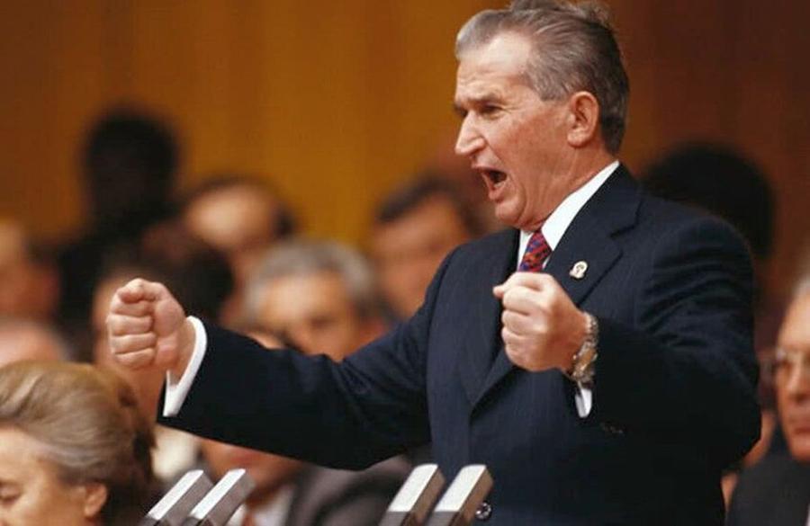 Nicolae Ceaușescu „Am rămas șocat de ce mi-au cerut la Paris!” » Adrian Cioroianu, mărturii de colecție despre „Craiova Maxima” și prăbușirea unei ere: „Erau zeii orașului!”