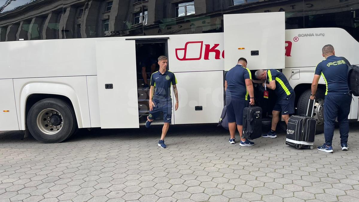 Imaginea serii din Bulgaria » Cum arată postul de comentator la CSKA 1948 Sofia - FCSB