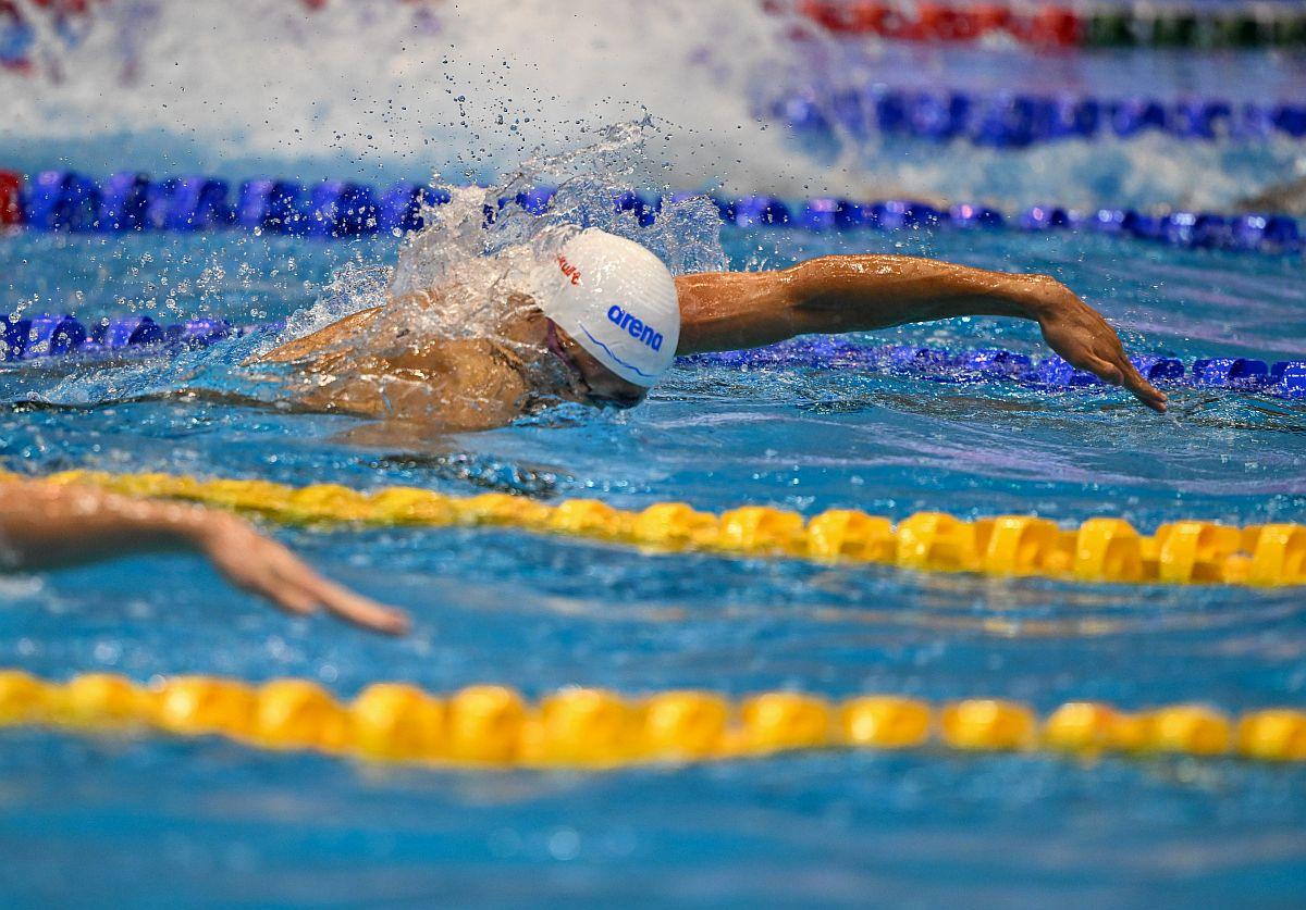 David Popovici, locul 2 în semifinalele probei de 100 de metri liber la Fukuoka! S-a calificat în finală cu al 5-lea timp