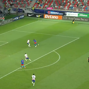 David Miculescu (23 ani) a irosit o șansă uriașă în minutul 19 al partidei dintre FCSB și Oțelul Galați. Captură Digi Sport