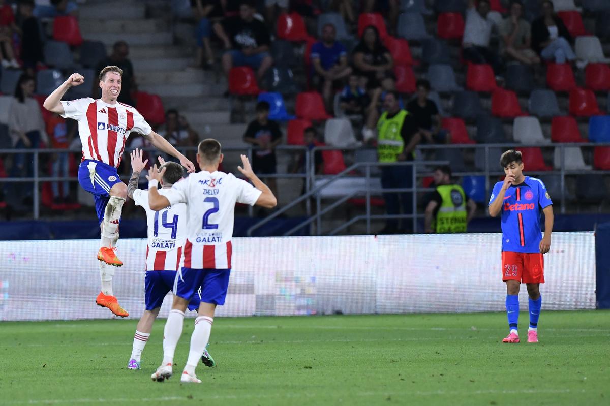 După FCSB - Oțelul 0-2, Andrei Vlad își toarnă cenușă în cap: „Problema este la noi, ne asumăm”