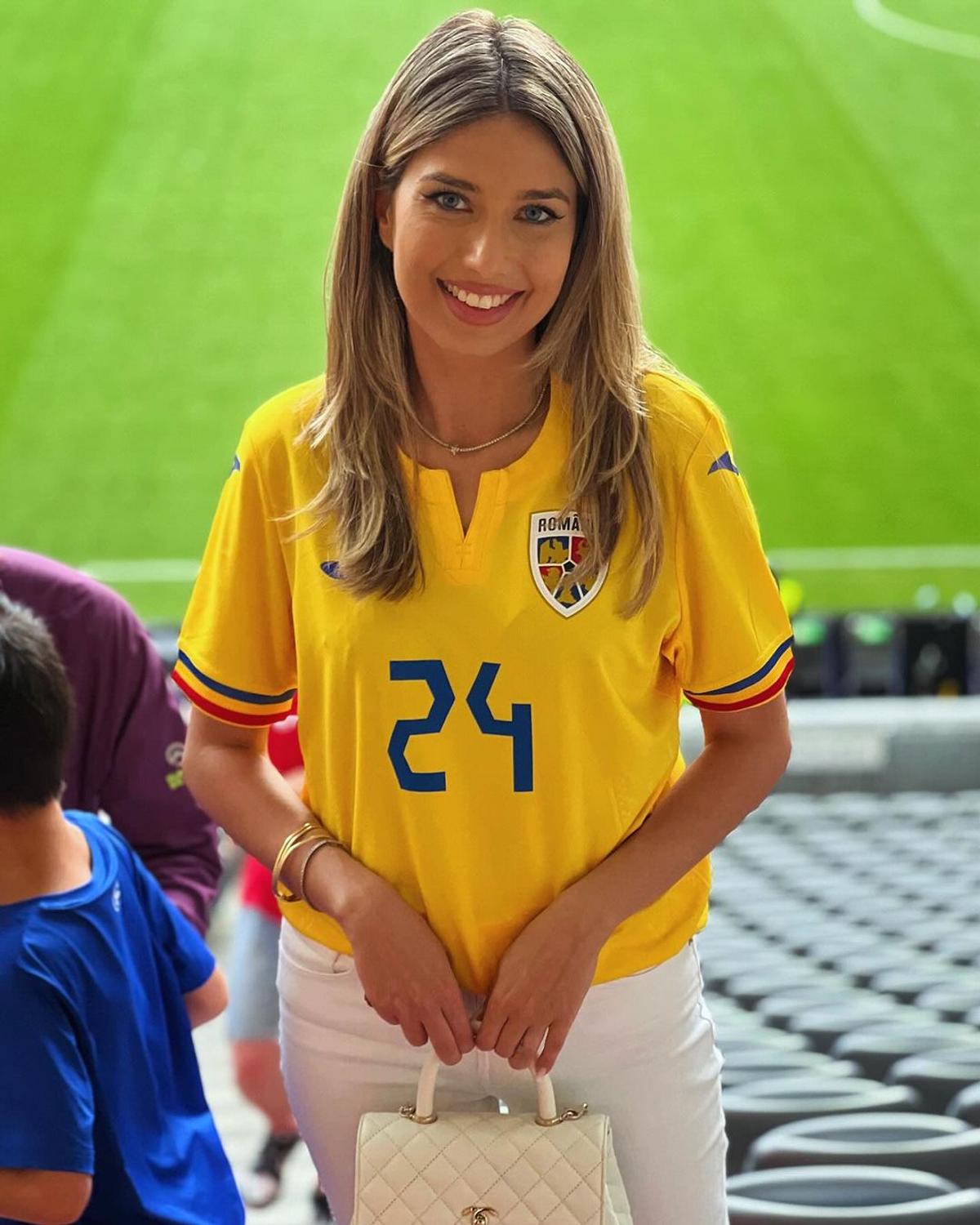 Maria Iordănescu, din nou pe micile ecrane! Fiica fostului selecționer va prezenta știrile sportive: „Simt emoția pe care o simțea tata”