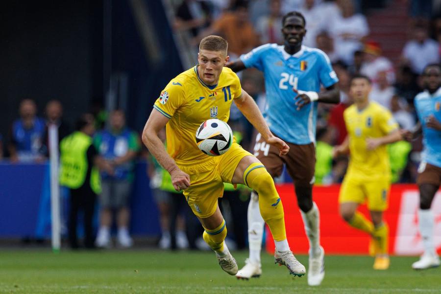Artem Dovbyk a debutat în naționala Ucrainei în martie 2021, sub comanda selecționerului Andriy Shevchenko / Foto: Imago Lovitură pregătită de AS Roma lui Atletico » Fostul adversar al României la EURO 2024 va prinde mutarea carierei!
