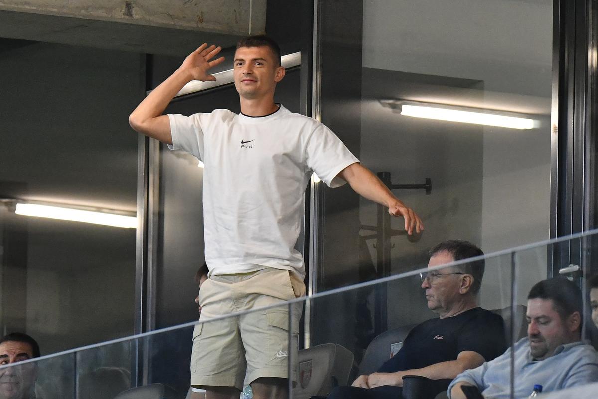 După FCSB - Oțelul 0-2, Andrei Vlad își toarnă cenușă în cap: „Problema este la noi, ne asumăm”