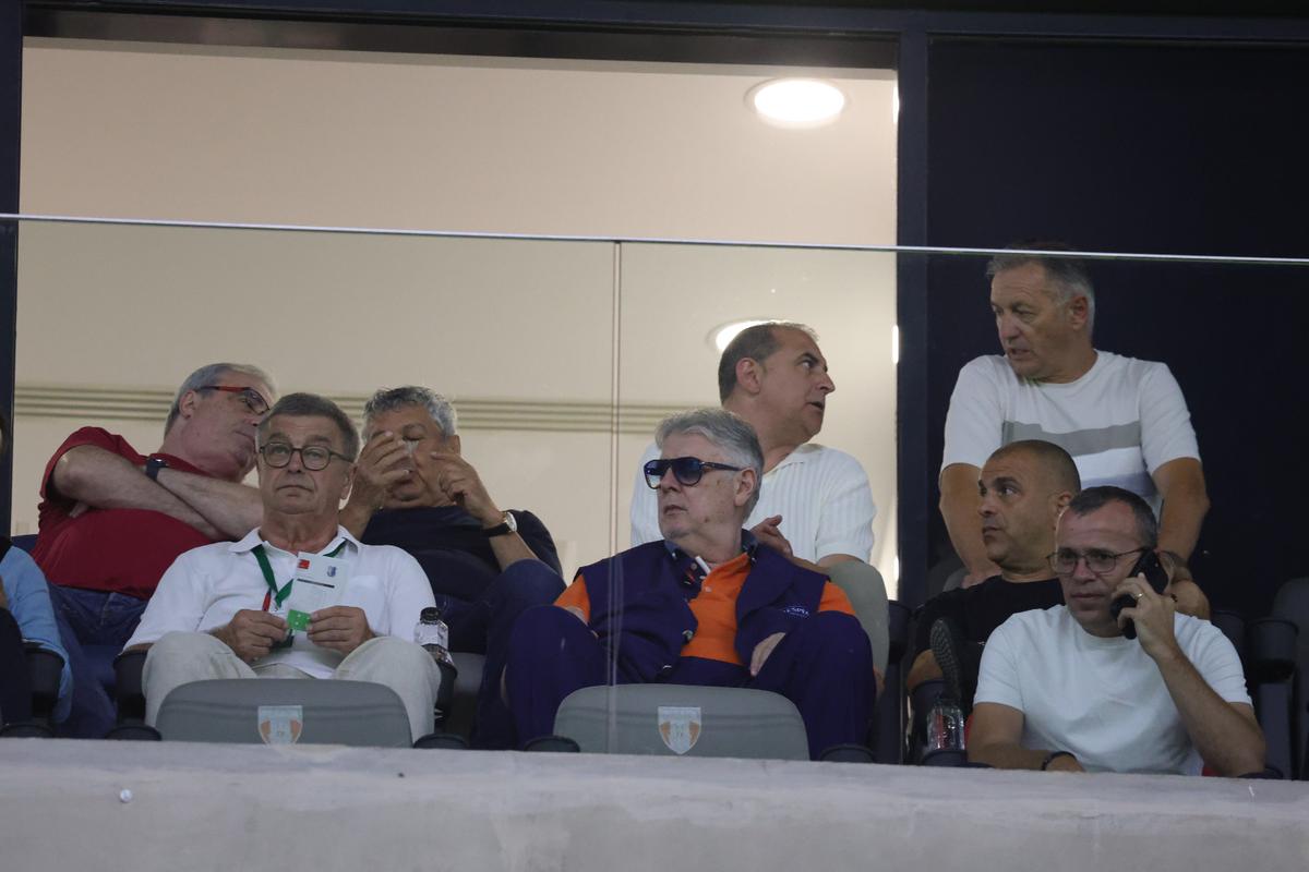 „Greii” la FCSB - Farul: colecție de nume mari în lojile din Ghencea