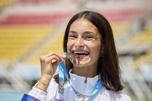Lena Maria Ionescu, medalie de bronz la săritura în înălțime. Foto: Facebook @Club Sportiv Rapid București