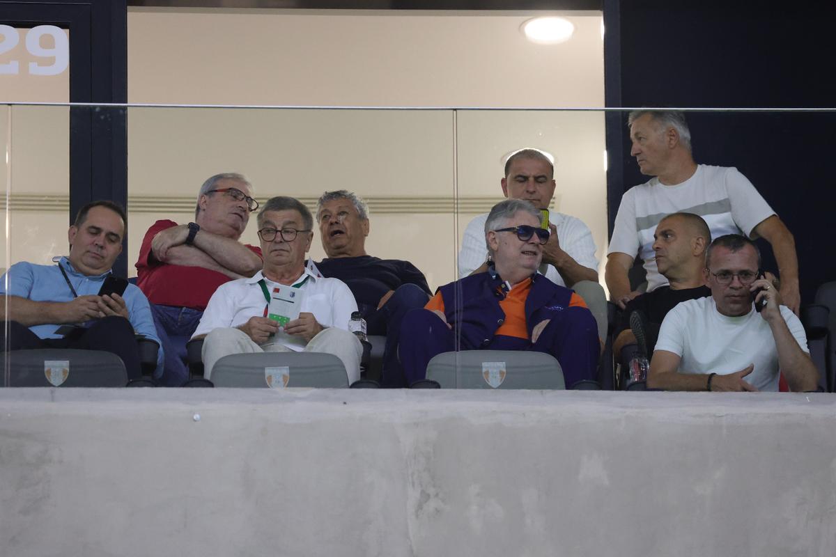 „Greii” la FCSB - Farul: colecție de nume mari în lojile din Ghencea