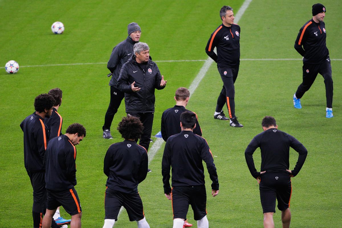 „Este unic” » Dinastia Șahtior și una dintre cele mai mari moșteniri lăsate de Mircea Lucescu: Cupa UEFA