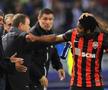 Mircea Lucescu îl felicită pe Douglas Costa după golul marcat
