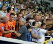 Odesa, Ucraina, 10 iulie 2013. Mircea Lucescu, alături de fani, în meciul Șahtior Donețk - Cernomoreț, 10 iulie 2013. Foto: Imago