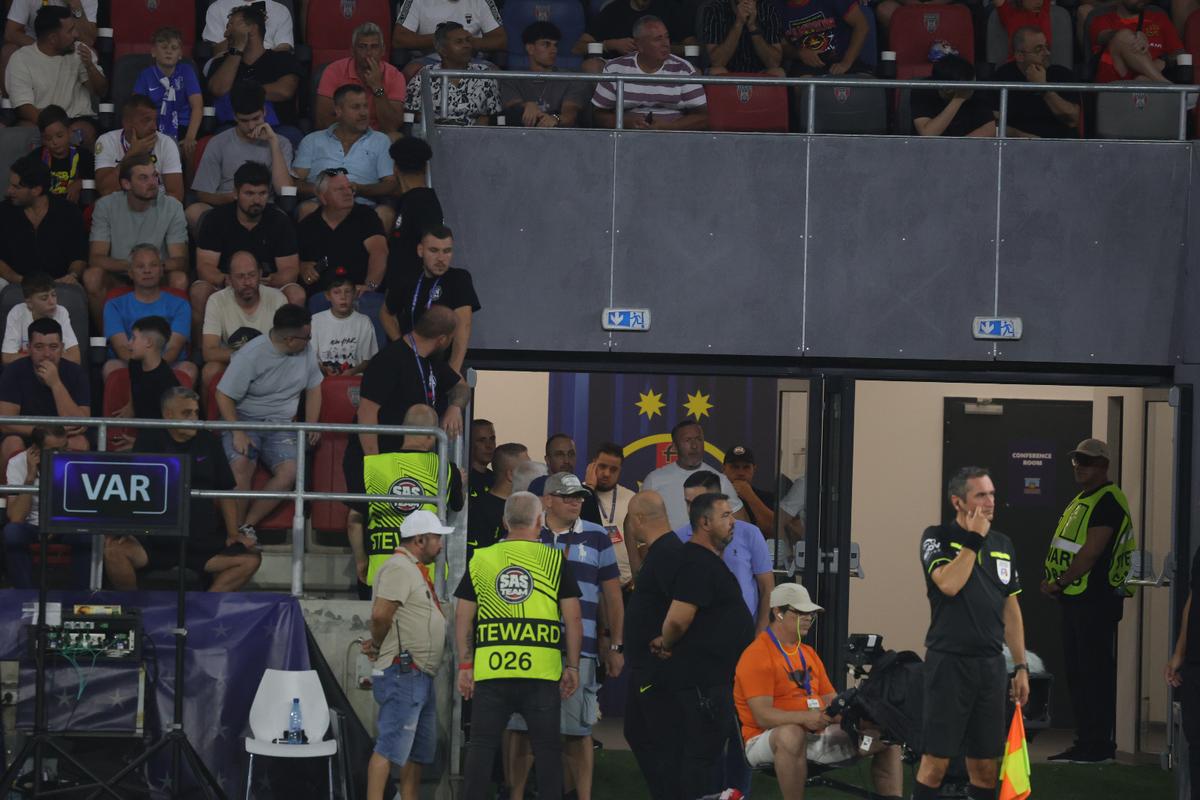 Ce s-a întâmplat pe teren după FCSB - Farul